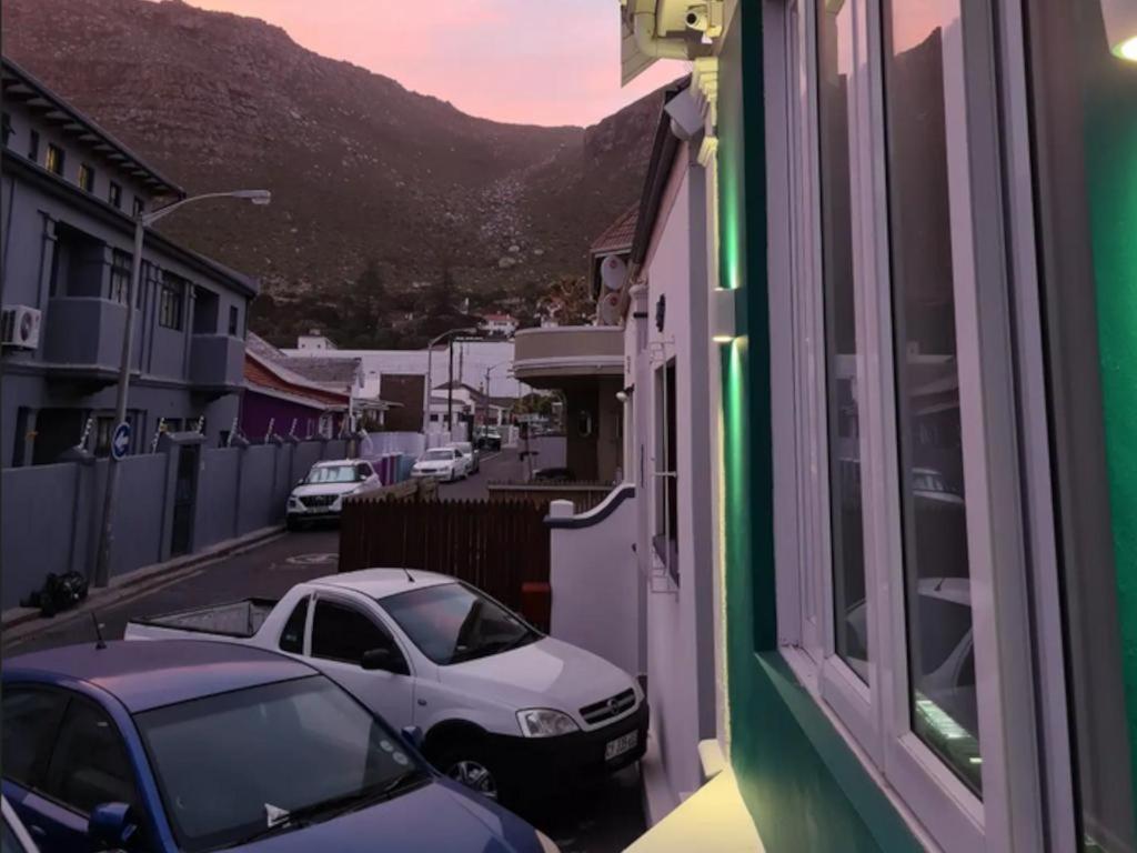 The Little Big Green House Hotel Muizenberg Exterior photo